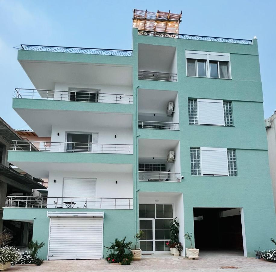 Terrace View Apartments Sarandë Esterno foto